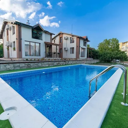 Ferienhaus Smokinite Complex - Pool And Bbq Near The
